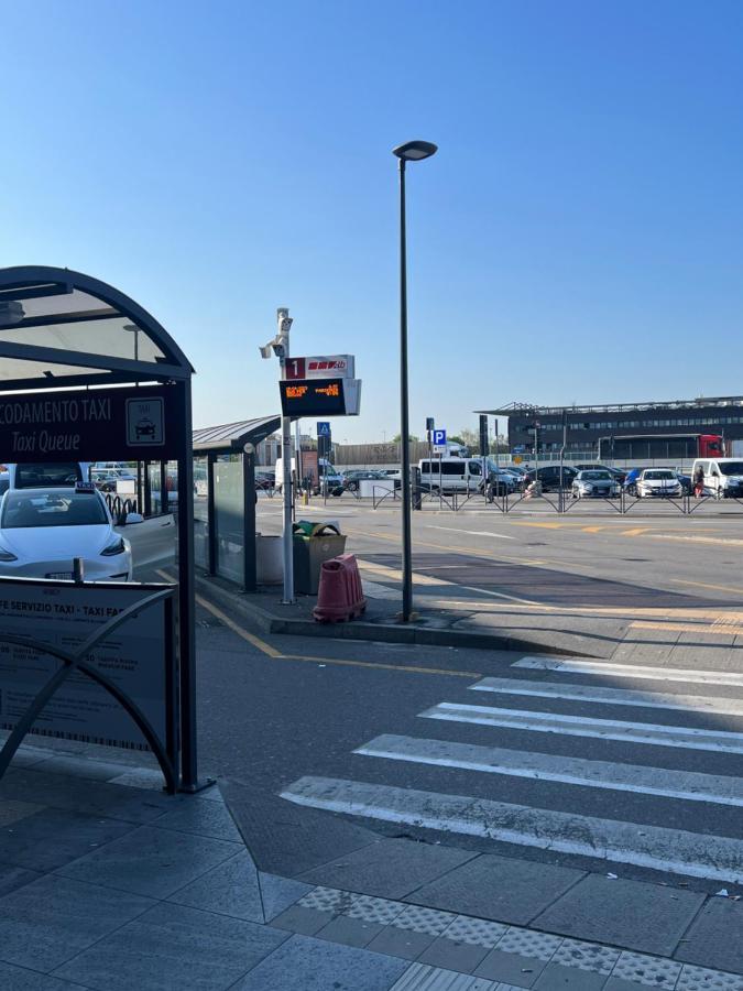 贝尔加莫Orio Relax 24H Airport 1 - 3 Minute From Arrival By Bus公寓 外观 照片